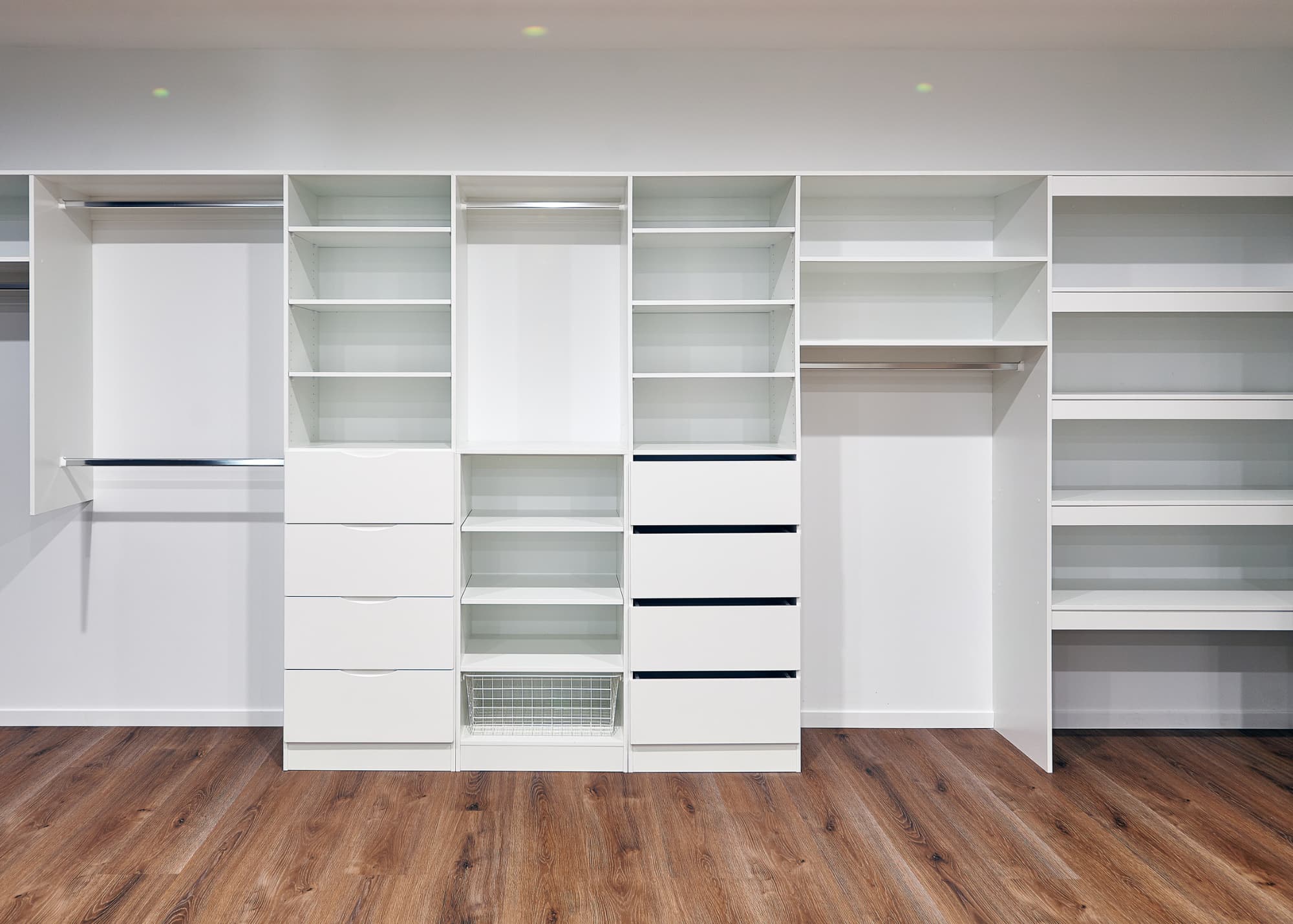 White Wardrobe Finishes