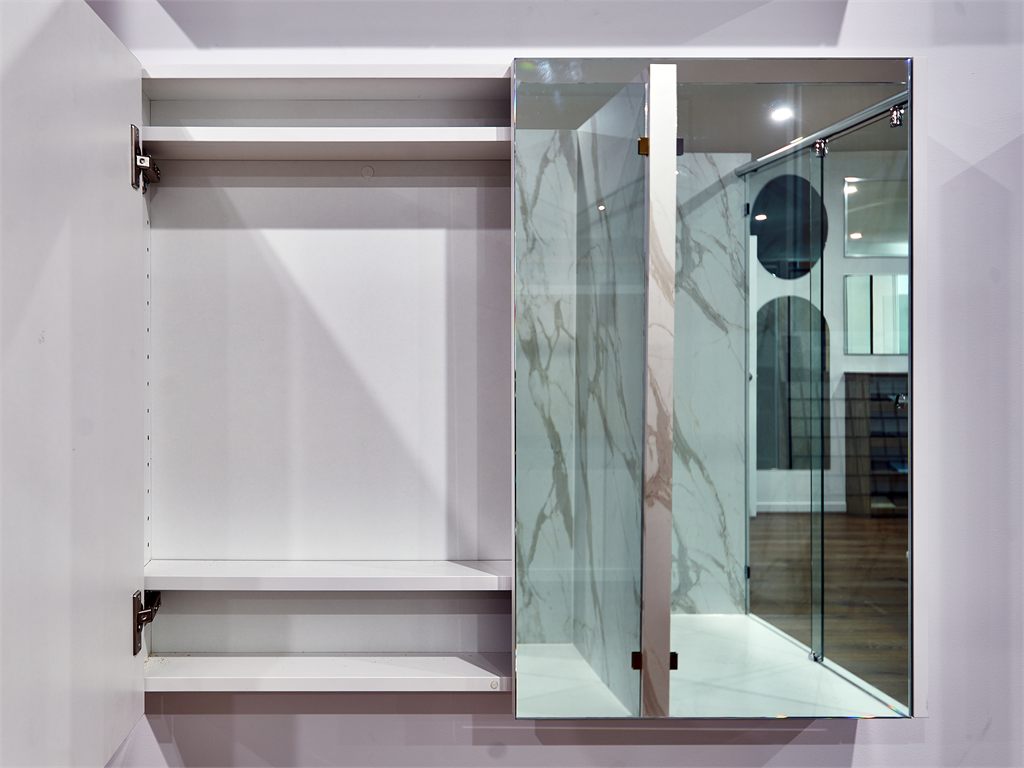 STANDARD WHITE SHAVING CABINET