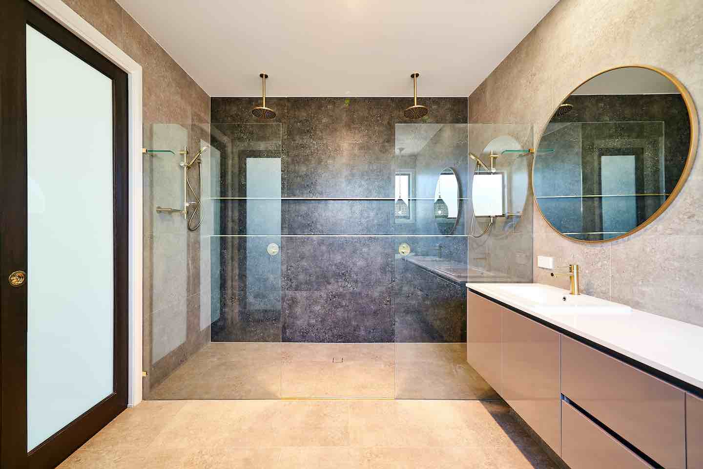 ShowerScreens - 10mm Hinged3