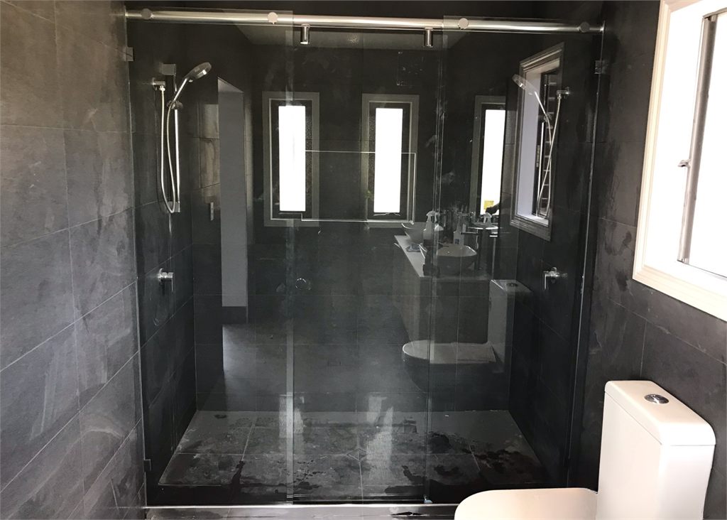 10mm Hydro Sliding Shower Screen