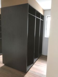 Built-In-Wardrobe-Colour-Board-Shelving