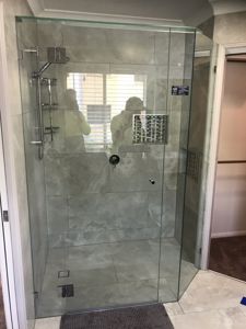 Frameless-Shower-Screen-0