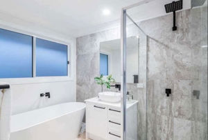 Frameless-Mirror-_-Nautilus-Shower-Screen2-2
