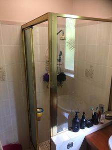 Shower-Screen-Slider