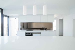 Bronze-Mirror-Splashback-1536x1024