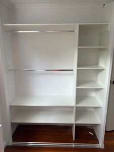 whitewardrobedoublehangingrailfixedshelf