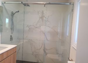 Product-ShowerScreen_10mmFrameless_Hydro3