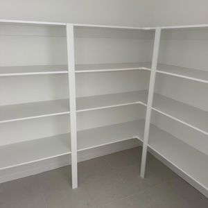 Product_Custom-Storage_Pantry_Butlers_Walk-In_Post