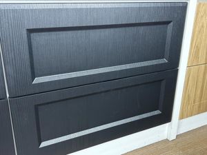 IMG_4455_DrawerFront-Thermolaminated_Polytec-StyleLismore_ColourEstellaOakWoodmatt
