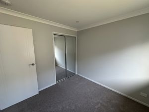 WardrobeDoors_Framed_Mirror_PolishedSilverFrame_2Doors_gjgardnerspringfield