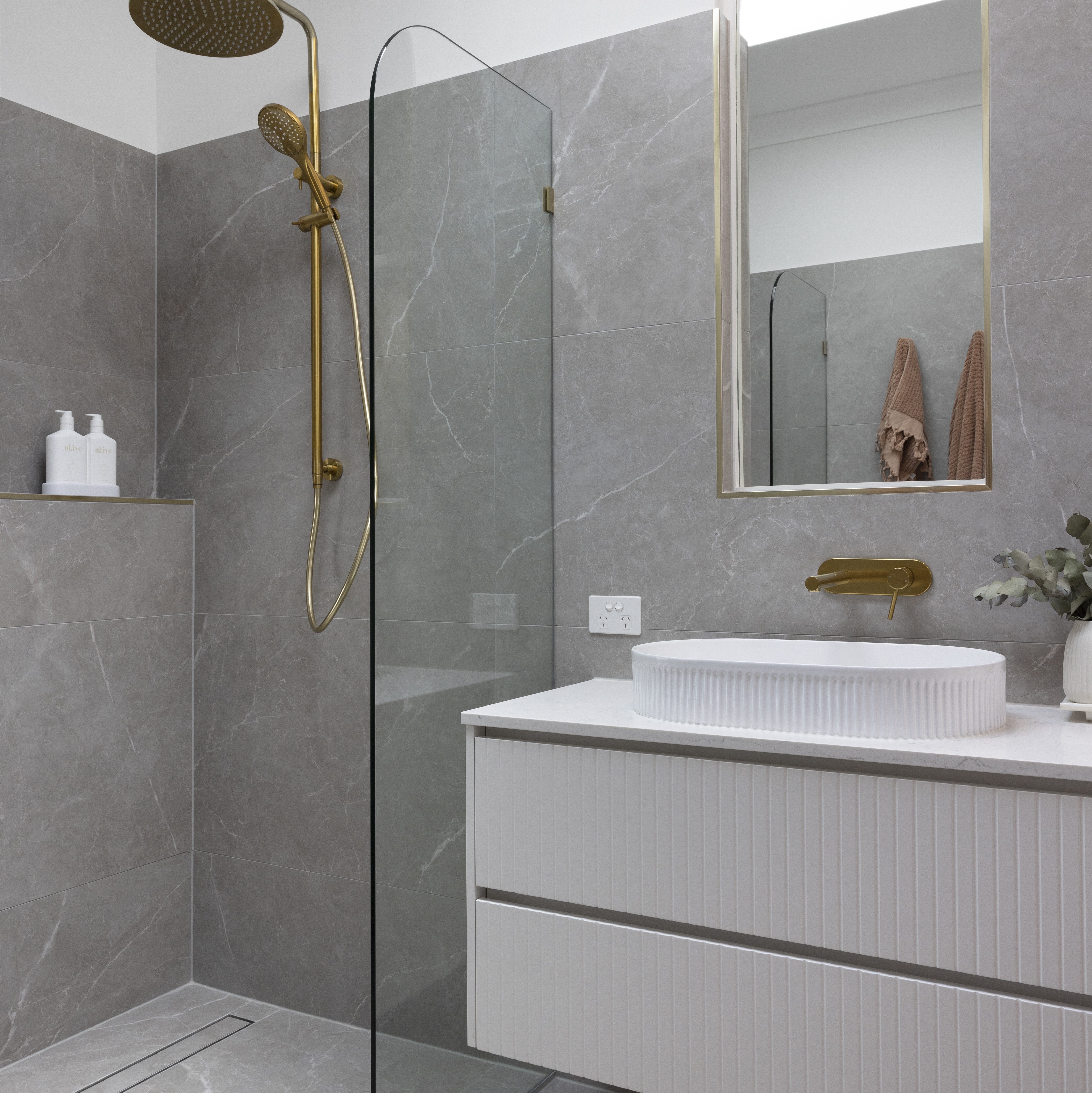 Shower Screens 10mm Configurations