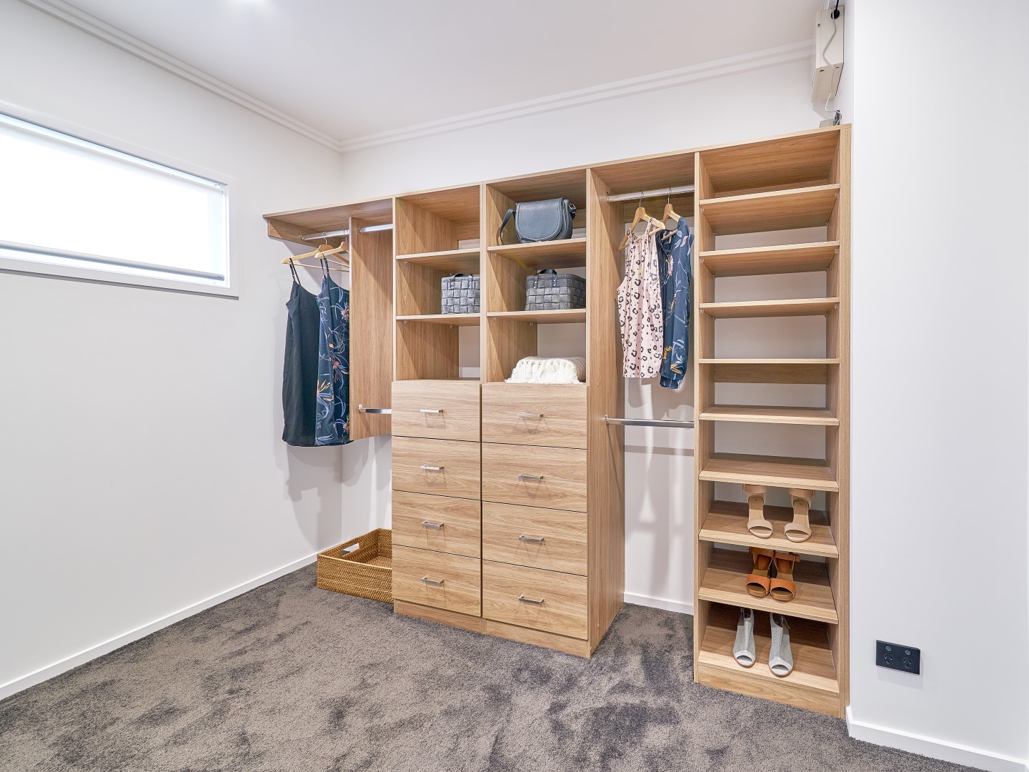 Custom Wardrobes