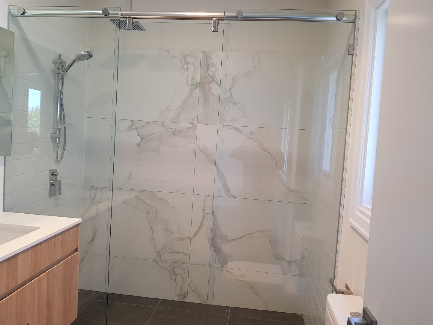 10mm Sliding Shower Screens